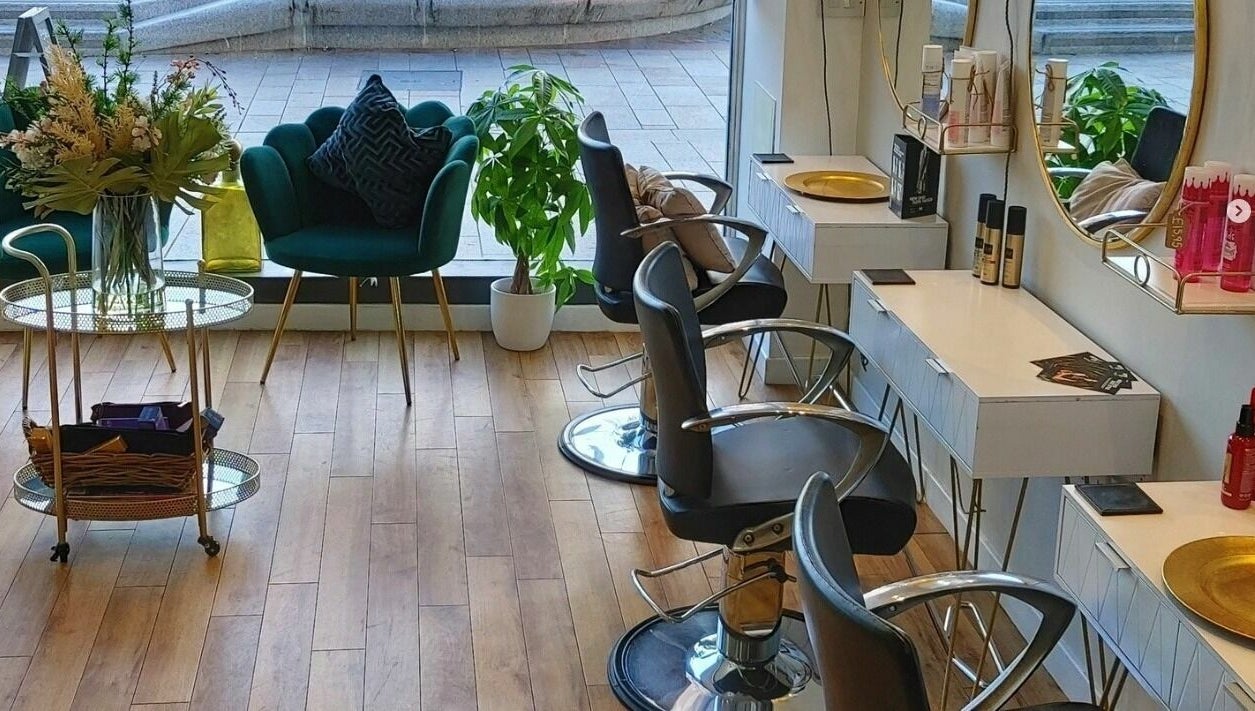 Gallery Photo